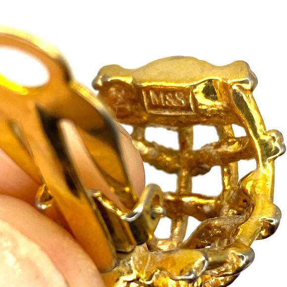Signed M&S Open Basketweave Half Hoop Earrings Clip On Gold Tone - Picture 5 of 5